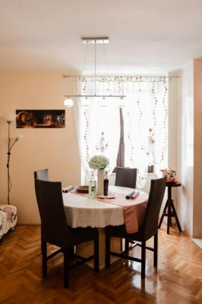 Mikella Apartment